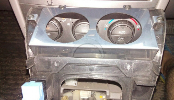 Gauge Pod 52mm ashtray plug for Subaru Forester 03-07 Impeza 05-07 meter holder