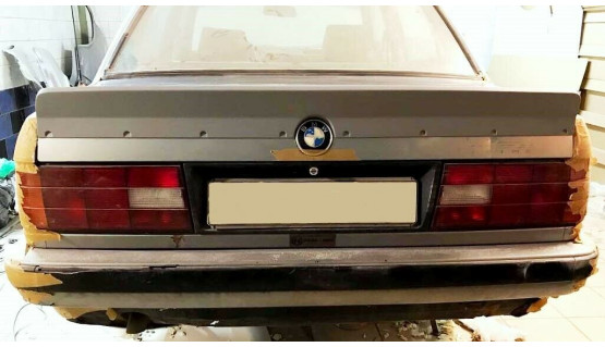 Ducktail for BMW e30 3-series 1982 - 1994 rear boot trunk spoiler (Small)